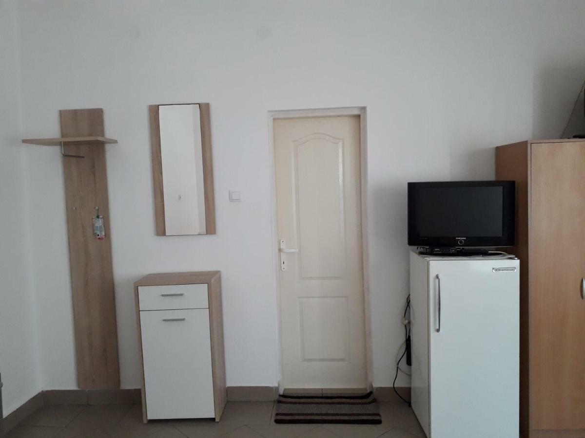 Privatan Smestaj Knjazevac Esterno foto